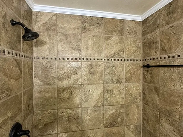 2601 Hollis Dr — Photo 17