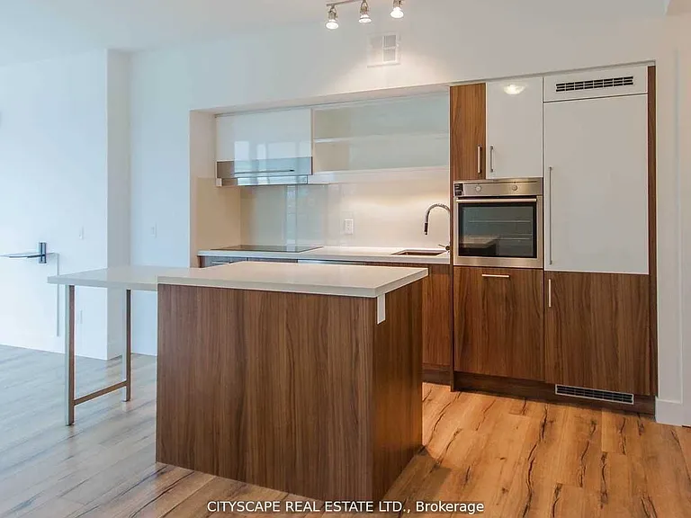 39 Sherbourne St #703 — Photo 18