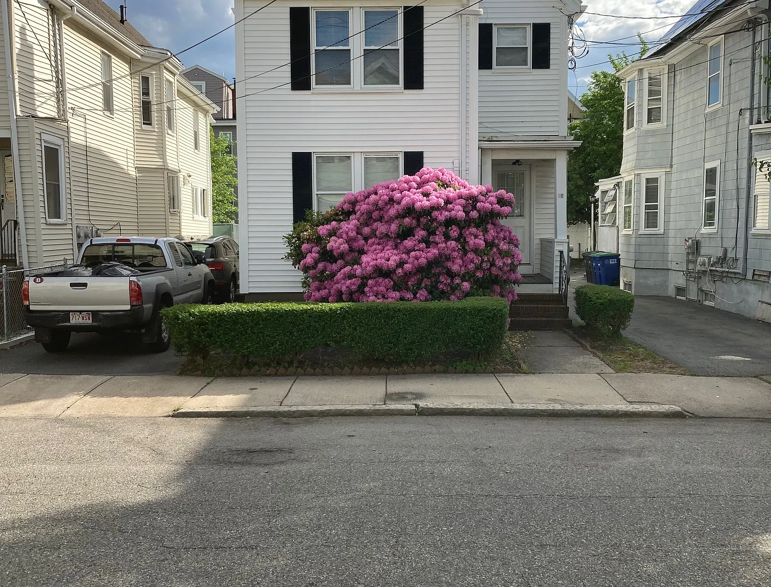3 bed, 1500 sqft, $3,300 — Photo 1