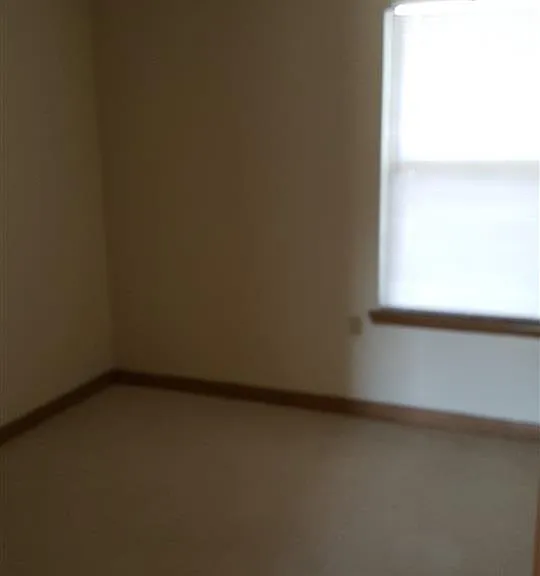 1112 Wayne Ave #B — Photo 3
