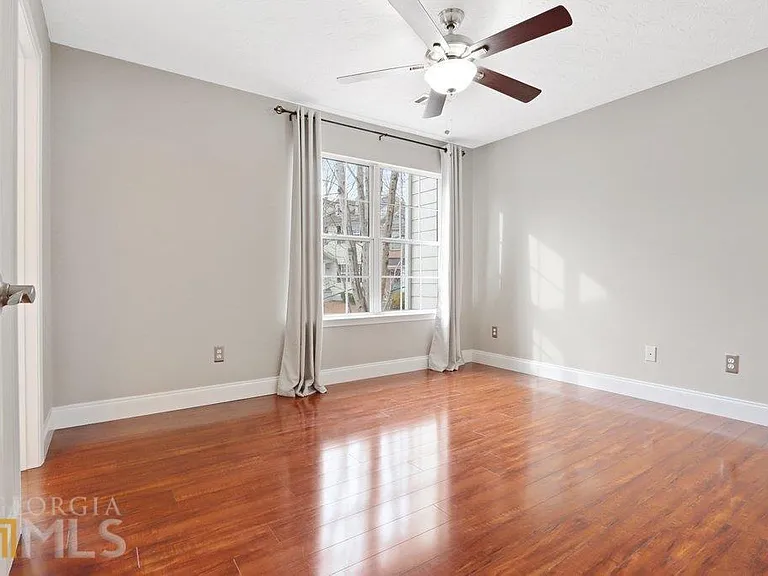 512 Blossom Way — Photo 21