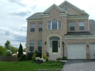 420 Blossom Dr, Berryville, VA 22611