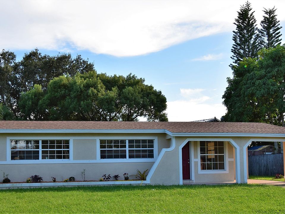 1st image of 3863 Tomlin Dr