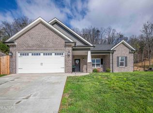 100 Claude Steadman Pl, Clinton, TN 37716