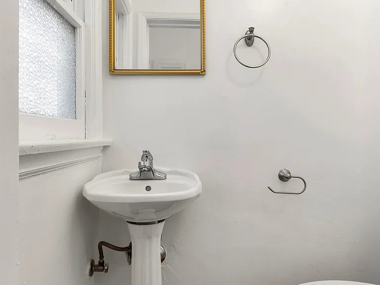 426 N Maple Dr #426 — Photo 19