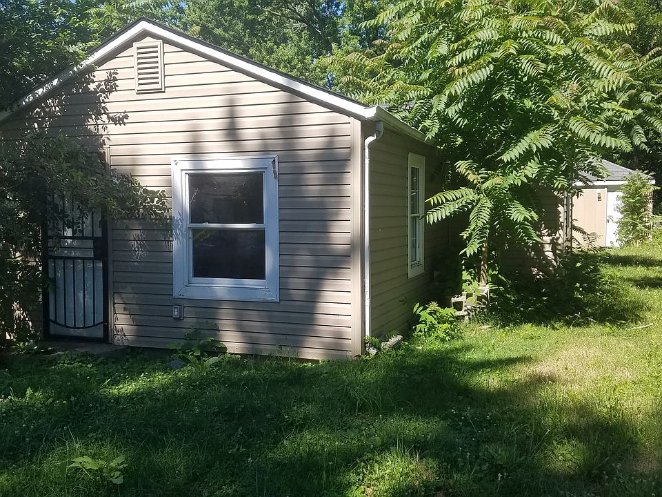 1st image of 2834 S Rybolt Ave
