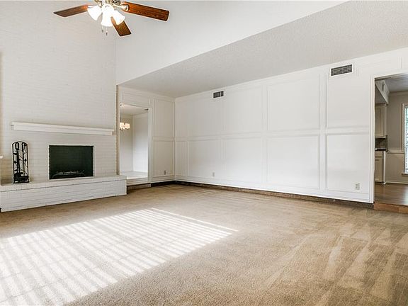2nd image of 704 Castle Oak Ct