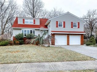 38-14 Allwood Pl, Fair Lawn, NJ 07410