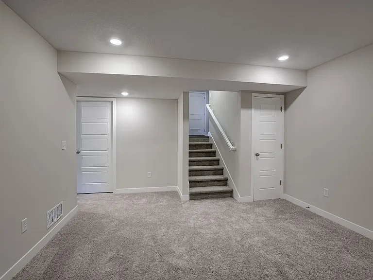 3735 SW Clayton Pl — Photo 21