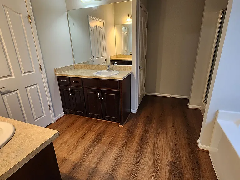 4525 Village Ct — Photo 9