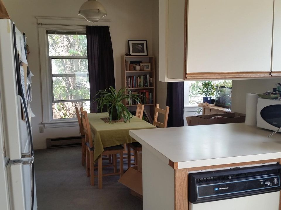 2nd image of 149 NE 64th St #L