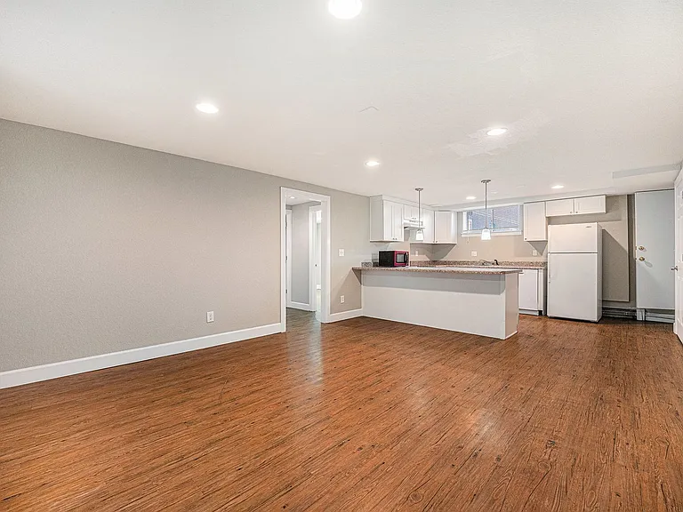 4395 Balsam St — Photo 7
