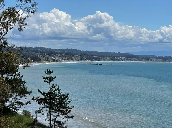 870 Park Ave APT 111, Capitola, CA 95010
