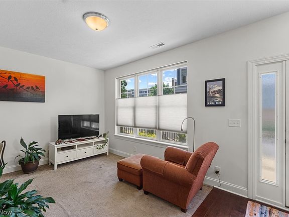 4th image of 21 McKinley Ave