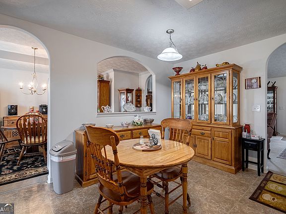 4th image of 1415 Blanding Way