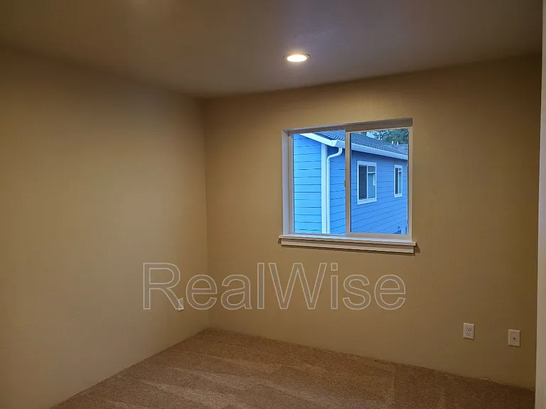 228 Cheryl Ln #13 — Photo 13