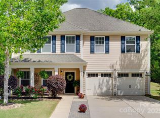 985 Angelica Ln, Tega Cay, SC 29708