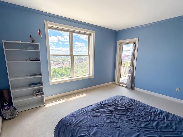 360 W Washington Ave #1001 — Photo 10