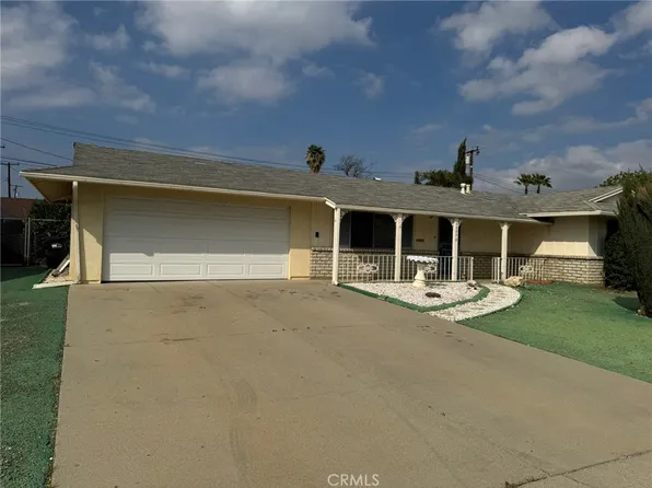 26090 Port Rush Dr, Sun City, CA 92586