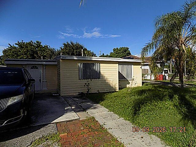 1st image of 3900 Orange Street