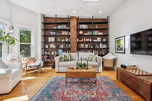 281 Chestnut Ave #3 — Photo 3
