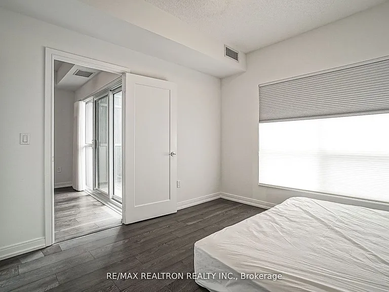 275 Village Green Sq #3315 — Photo 25