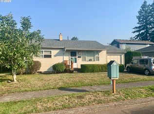 11015 NE Tillamook St, Portland, OR 97220