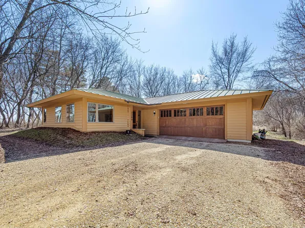 2264 320th St E, Northfield, MN 55057