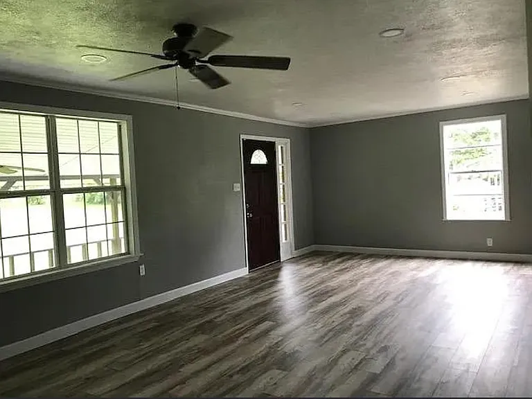 1761 Bass Rd — Photo 2