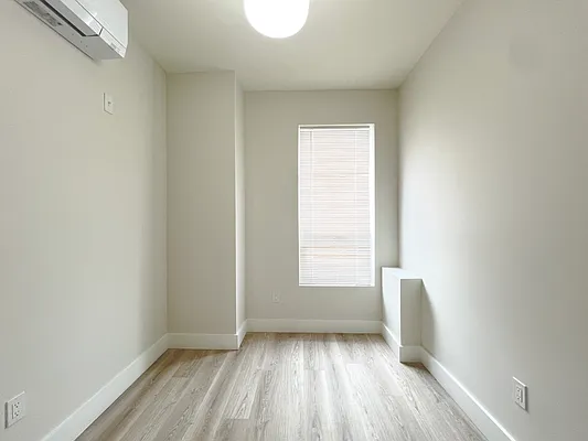 Rented by Arché Nest | media 9