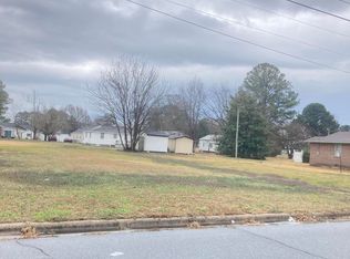 (Undisclosed Address), Farmville, NC 27828