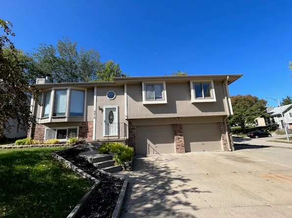 5216 N 126th St, Omaha, NE 68164