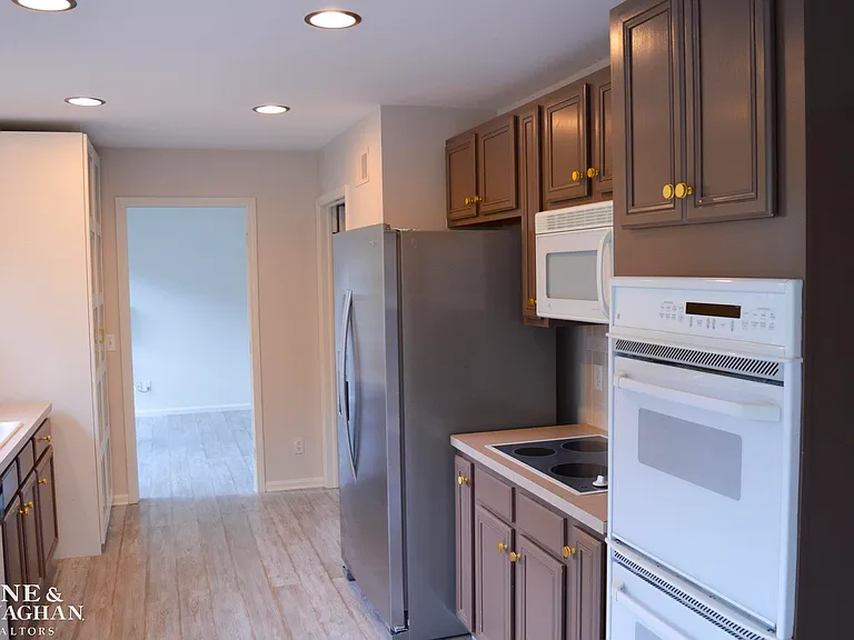 860 Neff Rd — Photo 23