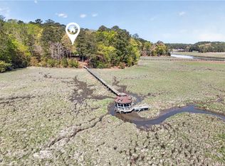 15489 Holly Dr, Smithfield, VA 23430