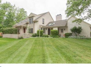 433 Chandlee Dr, Berwyn, PA 19312