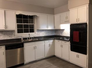 312 Maple Dr, Mauldin, SC 29662