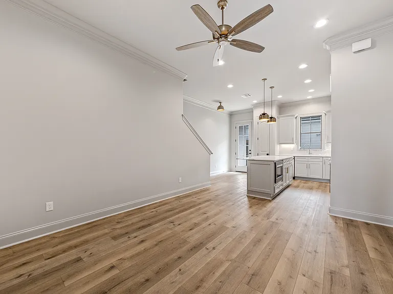 304 Sandstone Ave — Photo 9
