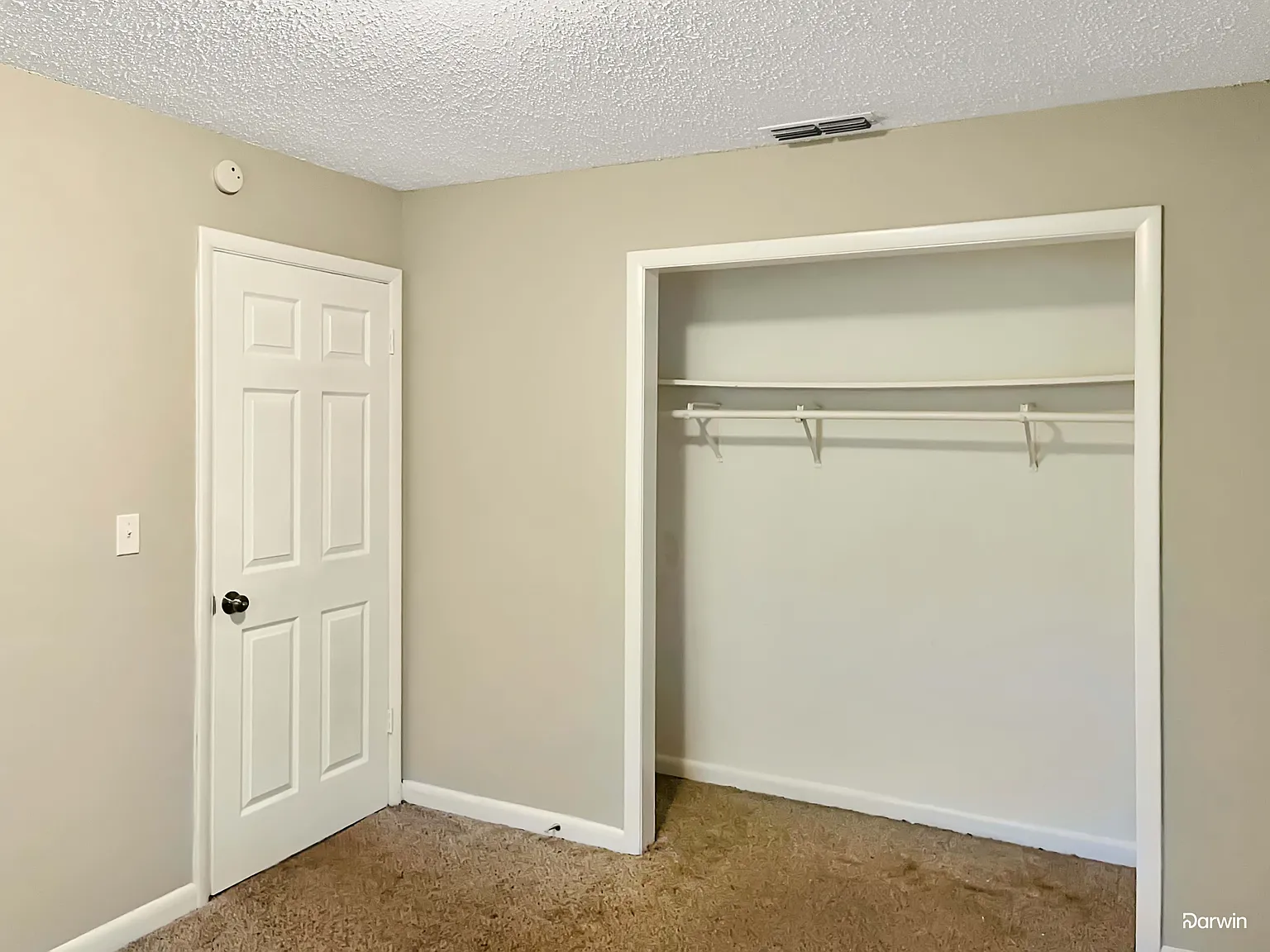 3 bed, 1.5 bath, 1185 sqft, $1,875 — Photo 4