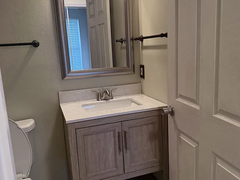 2nd Bathroom