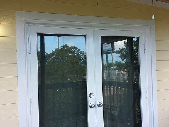 4th image of 24673 Park Dr