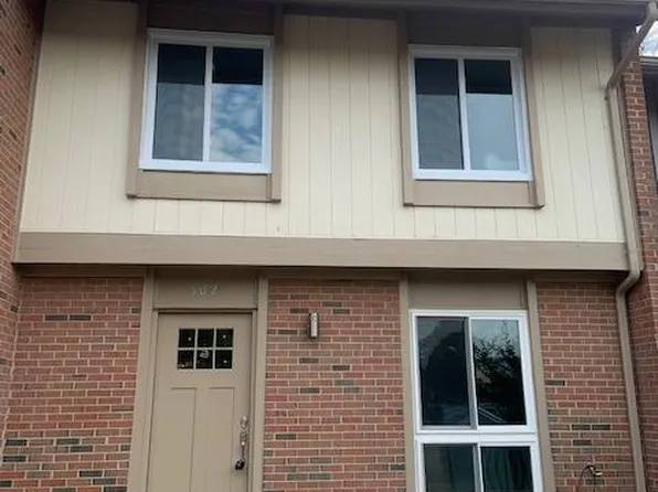 502 Early Fall Ct, Herndon, VA 20170