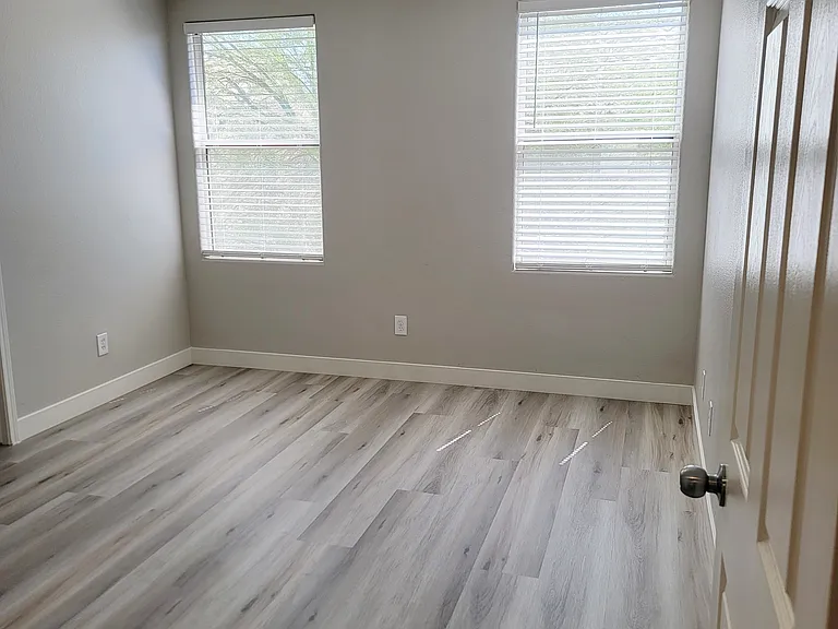 8050 Kings Ransom St — Photo 10