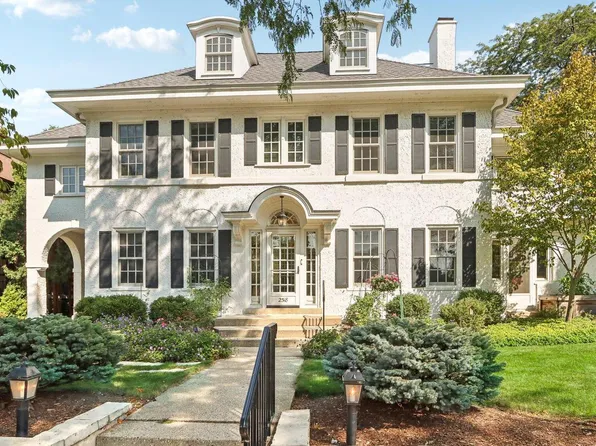 2518 East Lake Bluff BOULEVARD, Shorewood, WI 53211