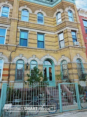 Rented by Book A Broker | media 11