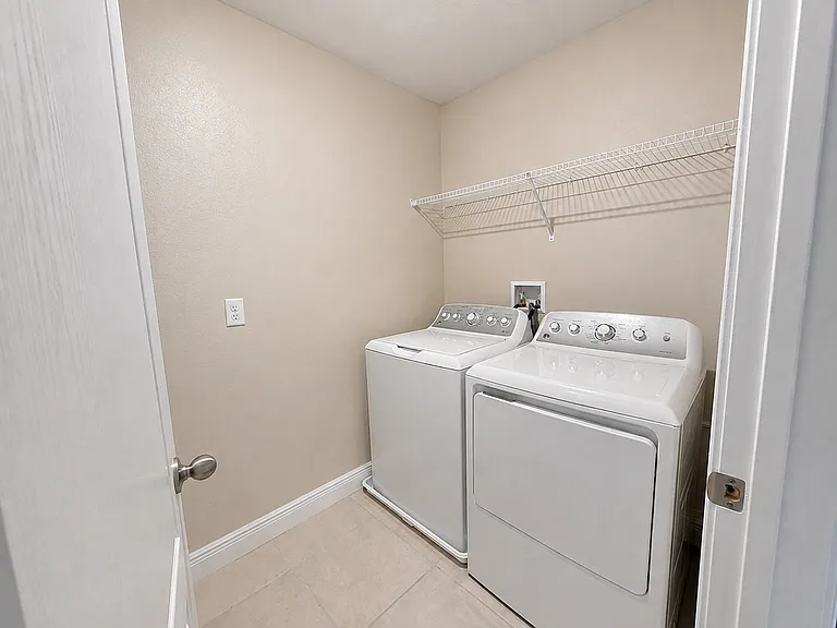 170 Mitchells Mnr — Photo 11