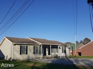 282 E Davis St, Scottsburg, IN 47170