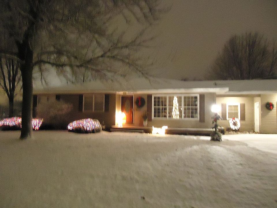 1st image of 856 Hawkinson Ave