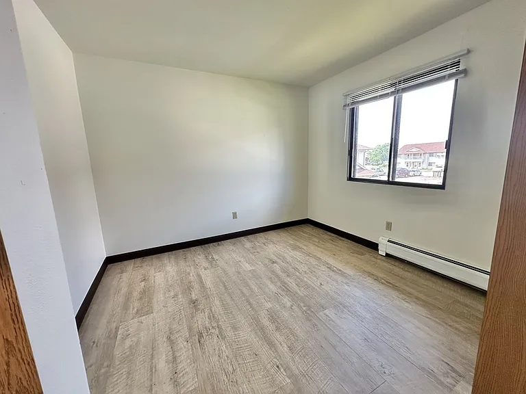 436 Sullivan St #6 — Photo 9