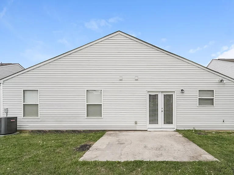5221 Valcourt Rd — Photo 16