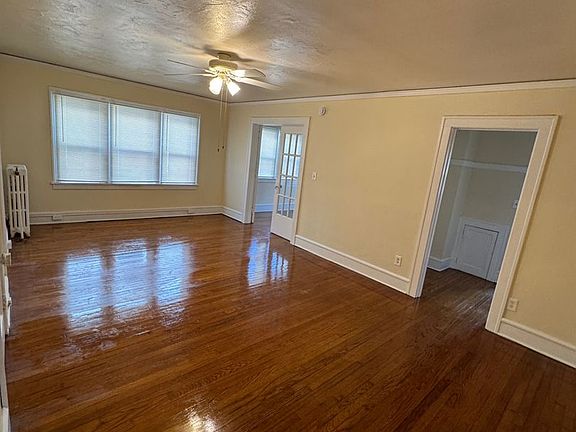 2nd image of 939 N Church St #3